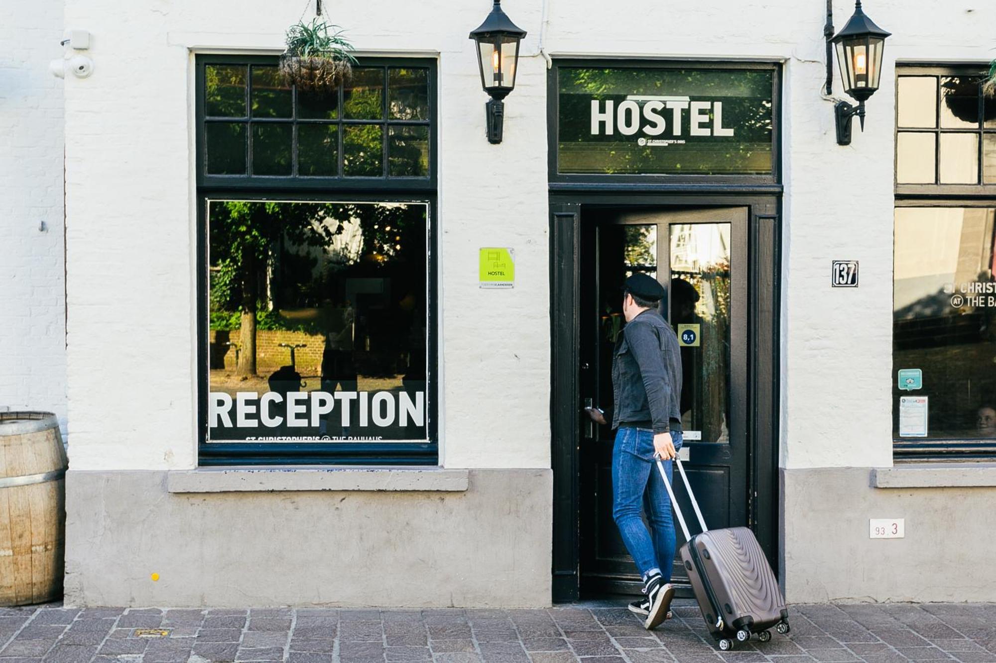 St Christopher'S Inn Hostel At The Bauhaus Bruges Exterior photo